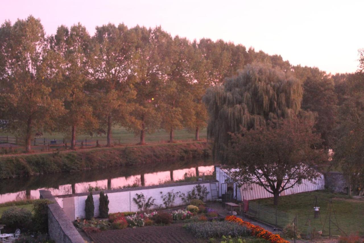 Au Crapaud Charmant Merbes-le-Chateau Екстер'єр фото