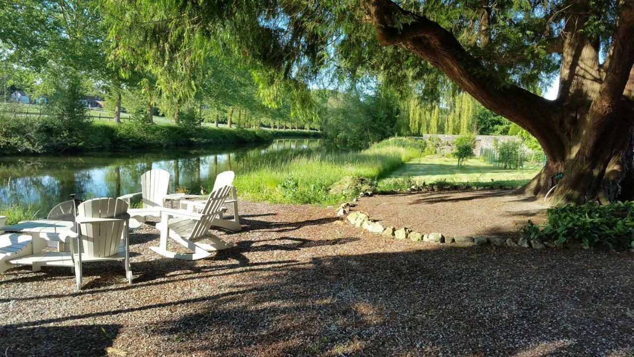 Au Crapaud Charmant Merbes-le-Chateau Екстер'єр фото